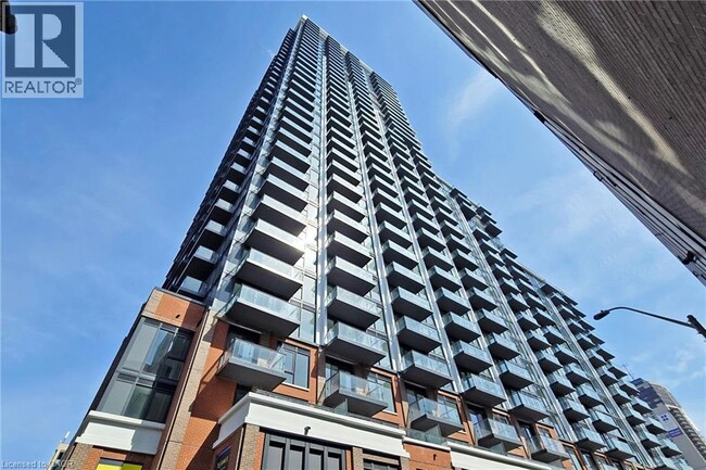 Building Photo - 75 James St S