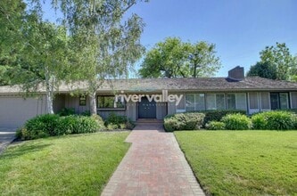 Building Photo - 4140 Lagunita Ct