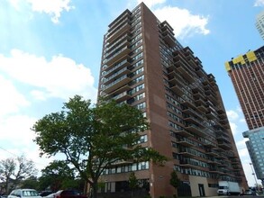 Building Photo - 280 Marin Blvd