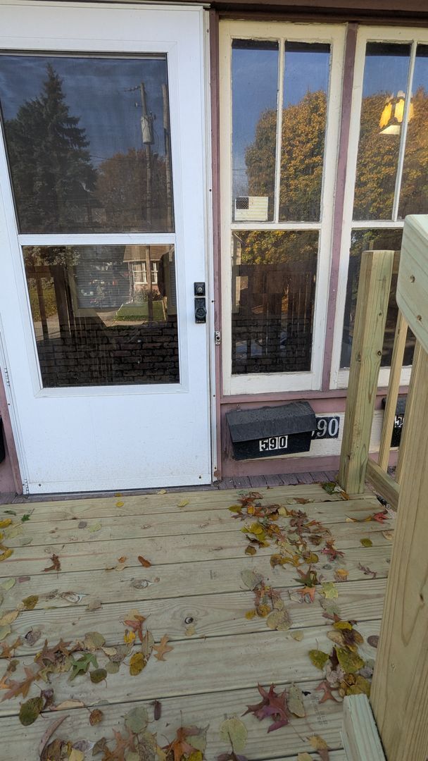 Foto del edificio - Atlas Investment Group, LLC (590 Sherman Triplex)