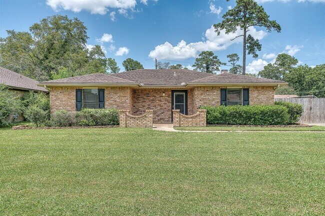 Foto del edificio - 4840 Arthur Ln