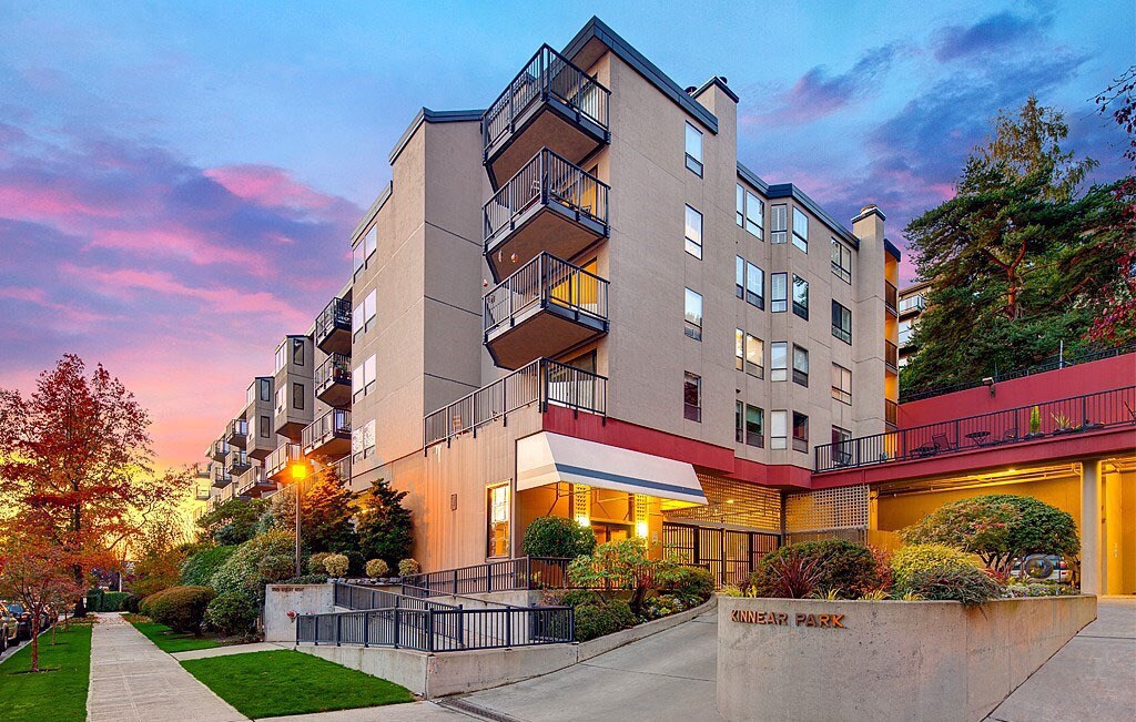Primary Photo - 500 W Roy St