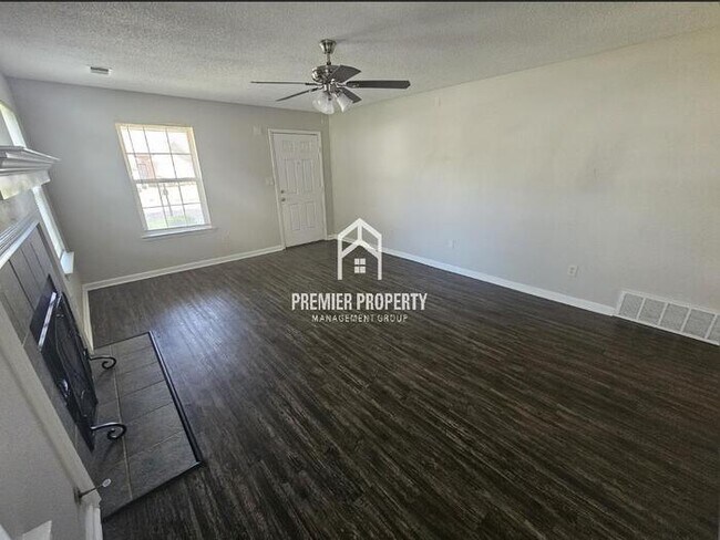 Building Photo - 7767 Windy Willow Cove