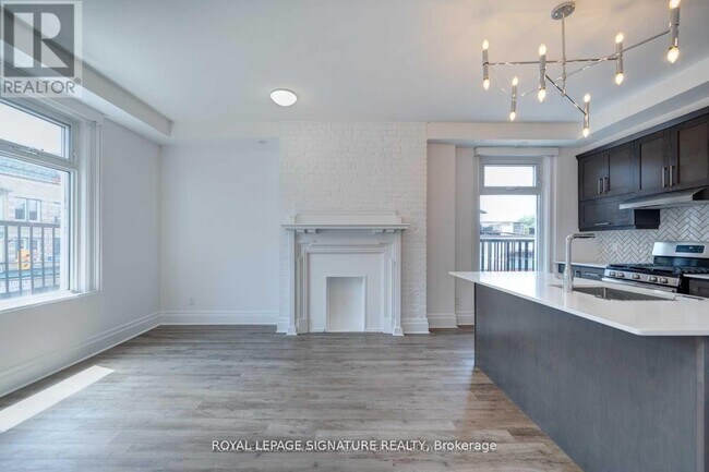 Photo du bâtiment - 1 Lansdowne Ave