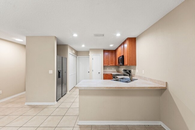 Building Photo - 4613 Gerber Ct