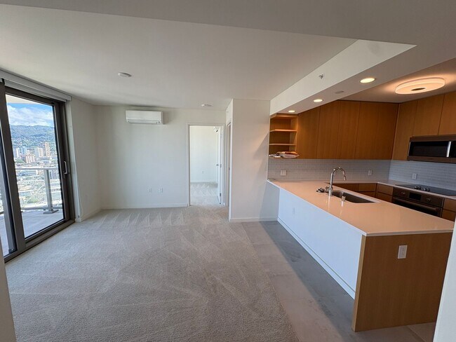 Foto del edificio - 2-Bedroom Unit with City Views and 2 parking stalls at Sky Ala Moana West available now!