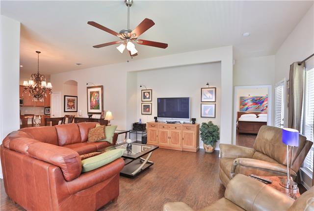 Building Photo - 2209 Kingsdale Ct