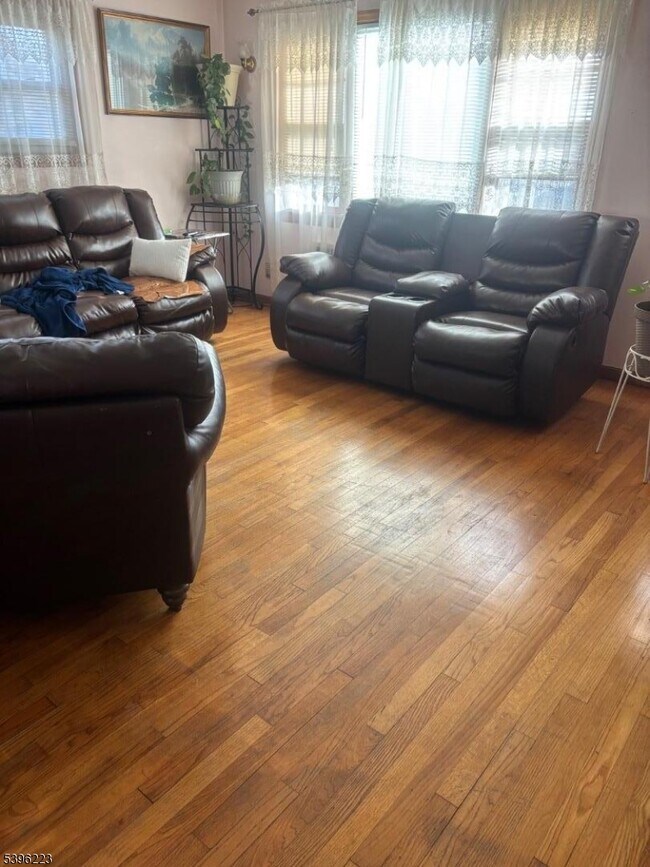 Foto del edificio - 15 Watsessing Ave