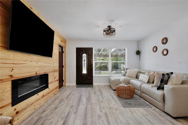 Foto del edificio - 120 Lynnhurst Dr