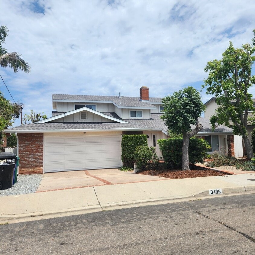Primary Photo - Clairemont Home Just remodeled 3 bed 3 bat...