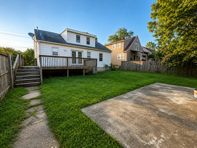 Building Photo - 430 Gibson Ave