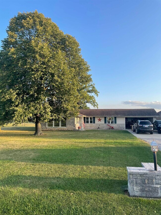 Building Photo - 11536 Antwerp Rd