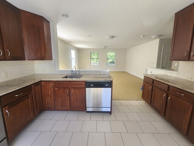 Foto del edificio - 46 Stoneridge Cir
