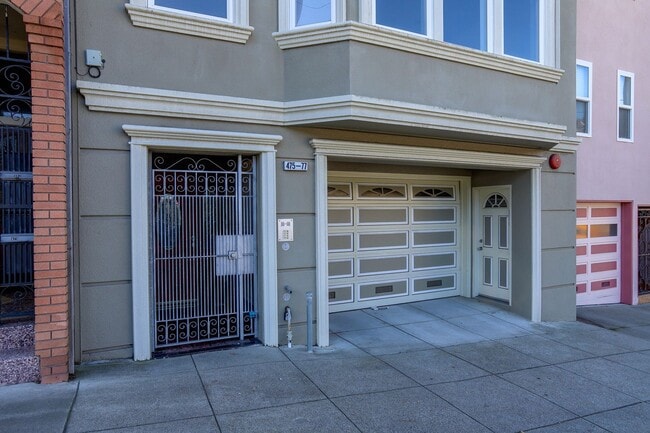 Photo - Spacious 3 Bed / 2 Bath Flat with garage parking in Outer Richmond. YouTube tour! House