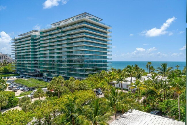 Foto del edificio - 430 Grand Bay Dr
