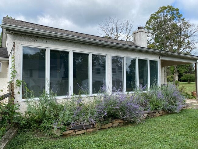 Front of house - 1926 Sugar Bottom Rd