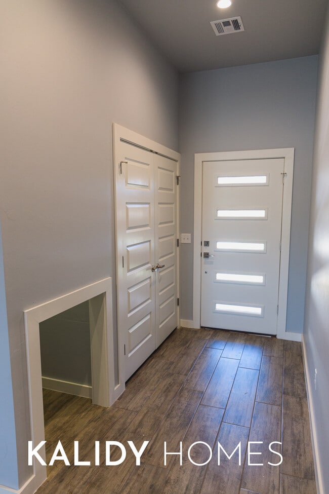 Foto del edificio - 629 Remington Ave