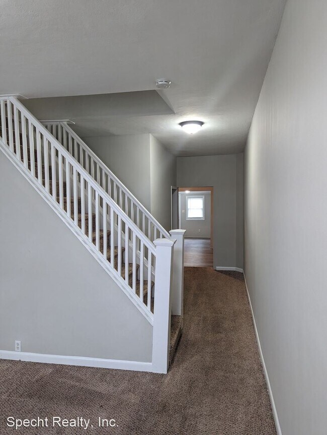 Foto del edificio - 2 br, 1 bath House - 181 S. Washington Street