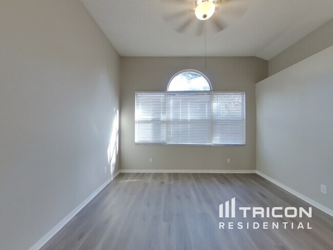 Building Photo - 2312 Millcreek Ct