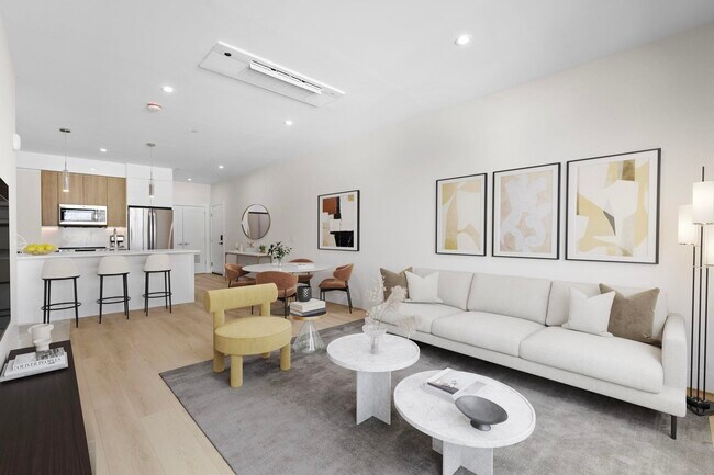 Building Photo - 4525 Bergenwood Ave