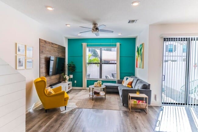 Foto del edificio - 2025 Sugar Maple Dr