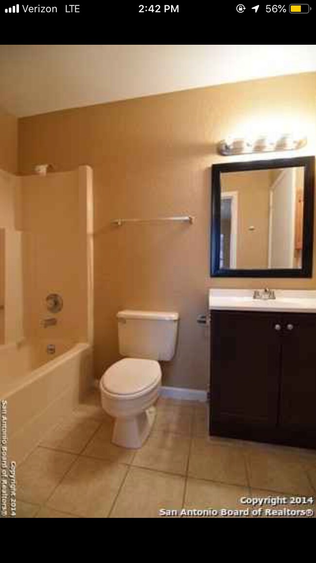 Foto del edificio - 202 Fir Dale