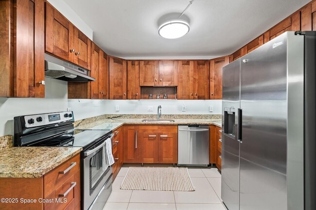 Building Photo - 2700 N Hwy A1A