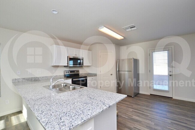 Foto del edificio - 928 W Verde Ln