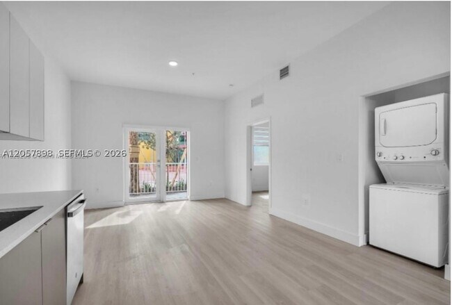 Foto del edificio - 501 W Dixie Hwy