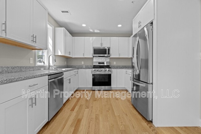 Photo - 7 Gorham St Apartment