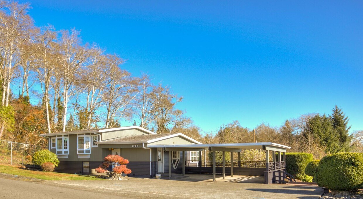 1228 Chilton Rd, Aberdeen, WA 98520 House Rental in Aberdeen, WA