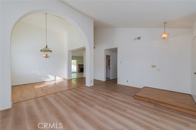 Foto del edificio - 605 Broken Bow Ln