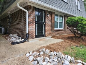 Building Photo - 5234 Donlyn Dr