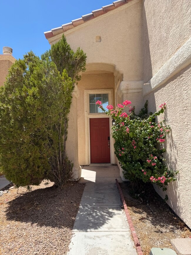 Building Photo - 4537 Switchback St