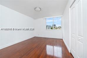Foto del edificio - 9001 SW 77th Ave