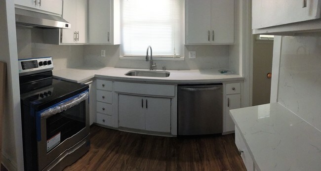 New Quartz Countertops/ Stainless Appliances - 430 Sycamore Ave