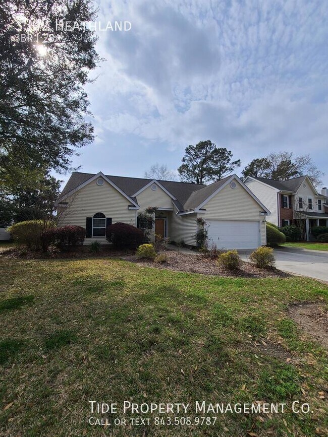 Building Photo - 3302 Heathland Way