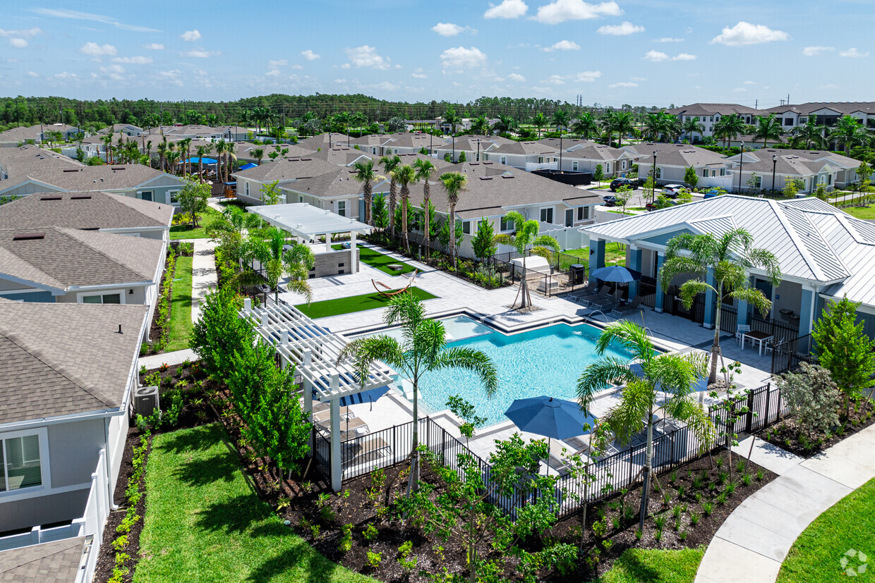 Primary Photo - Villas at Gulf Coast