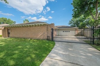 Building Photo - 12919 Westella Dr