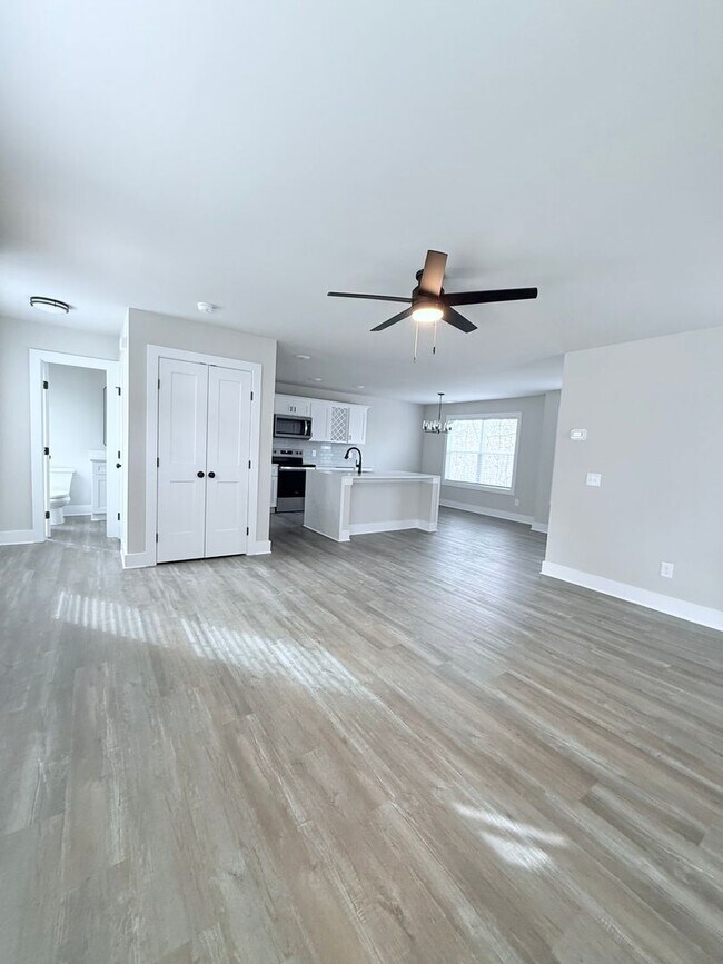 Foto del edificio - 2 Bedroom Single Family Home - Forsyth County