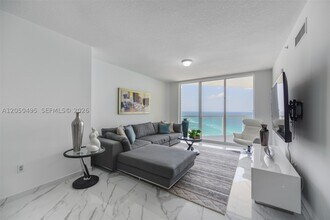 Building Photo - 16699 Collins Ave