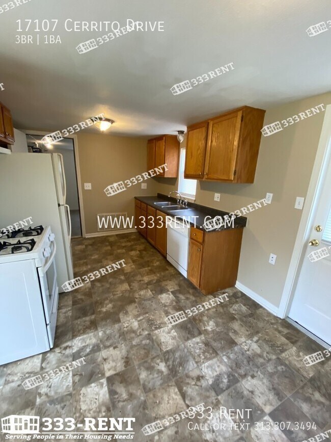 Foto del edificio - True ranch-style home a remarkable value a...