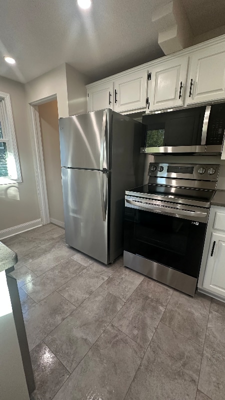 Foto principal - 603 Oakmont Dr