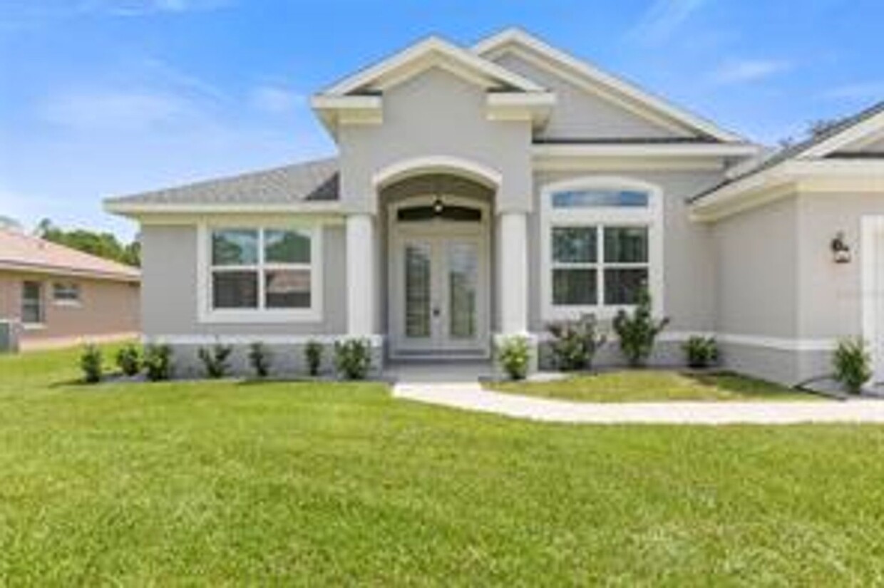 Primary Photo - Beautiful new home for rent !