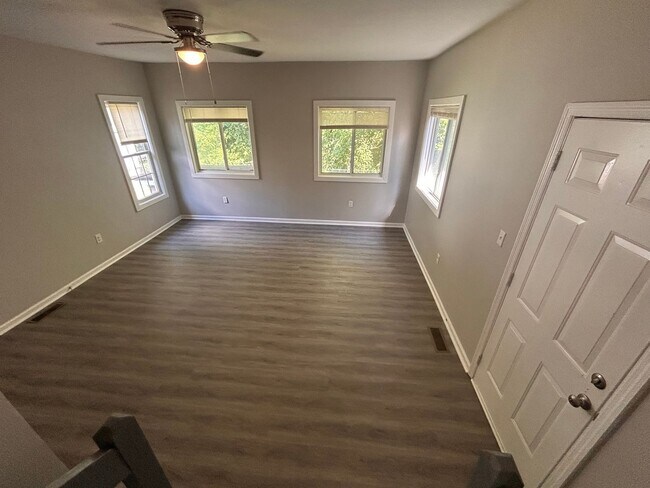 Foto del edificio - 3908 Timbercrest Dr NW
