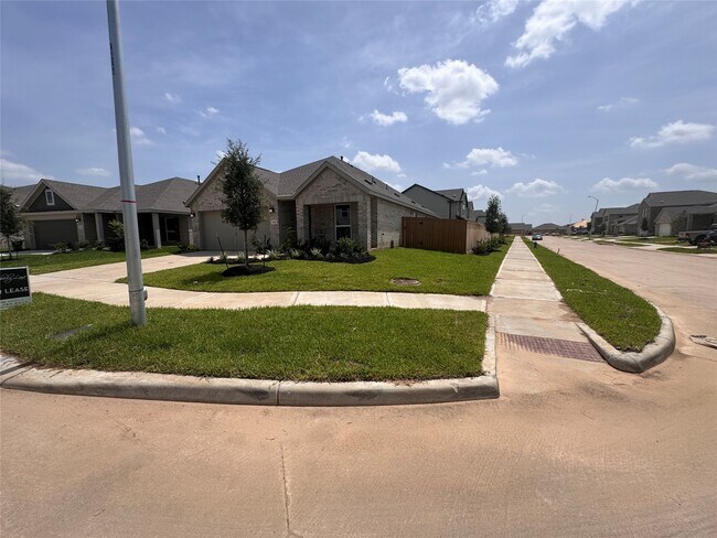 Building Photo - 6302 Symphony Wave Dr