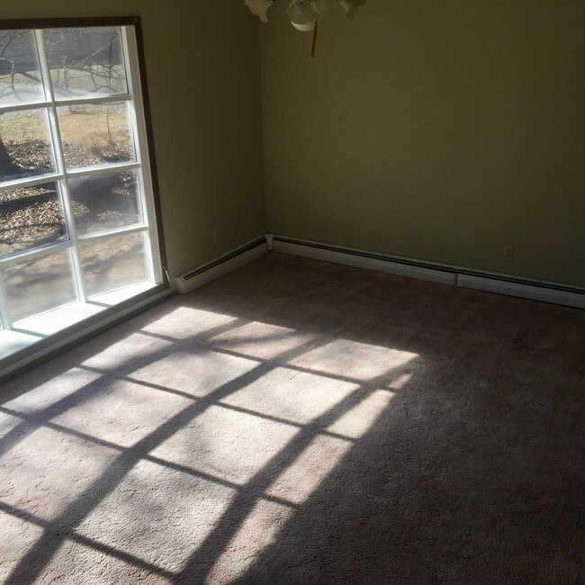 Building Photo - 1803 Briar Dr