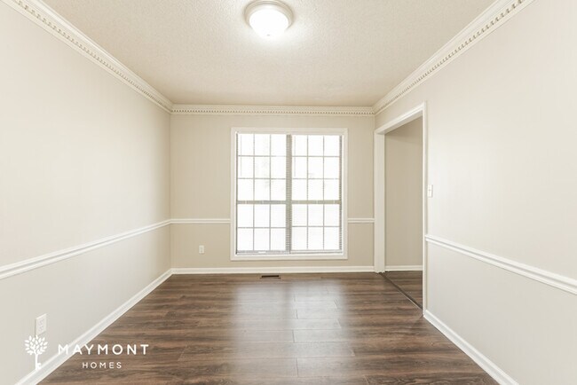 Foto del edificio - Spacious 4 Bedroom Home in Martinez