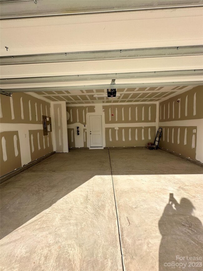 Building Photo - 2123 Lavender Mdws Ct