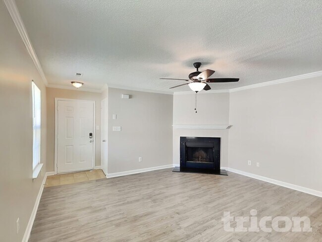 Foto del edificio - 12209 Stewarts Crossing Dr